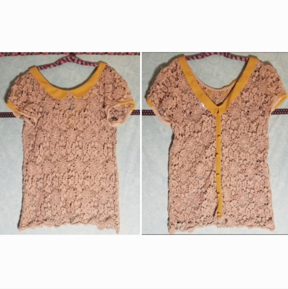 Modcloth Floral Crochet Short Sleeve Top